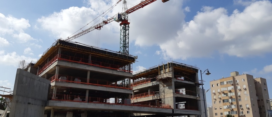 Сложности строительства нового жилья в центре Израиля: причины и последствия