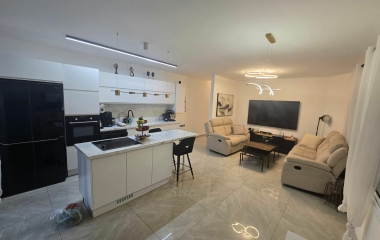 Продажа, квартира с участком, Кирьят-Бялик