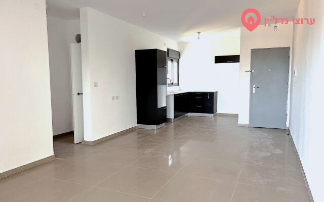 4 комн. квартира, Продажа, Хадера, шмоалзон