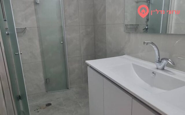 4 комн. квартира, Аренда, Ришон-ле-Цион, Арнон