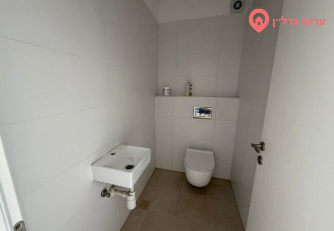 5-room apartment, For rent, Kiryat Bialik, אהוד מנור — photo 3 of 8