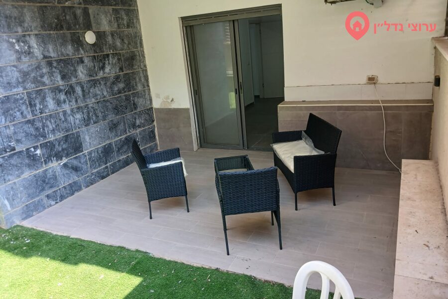 4 комн. квартира с участком, Продажа, Кирьят-Моцкин, שדרות משה גושן — фото 2 из 8
