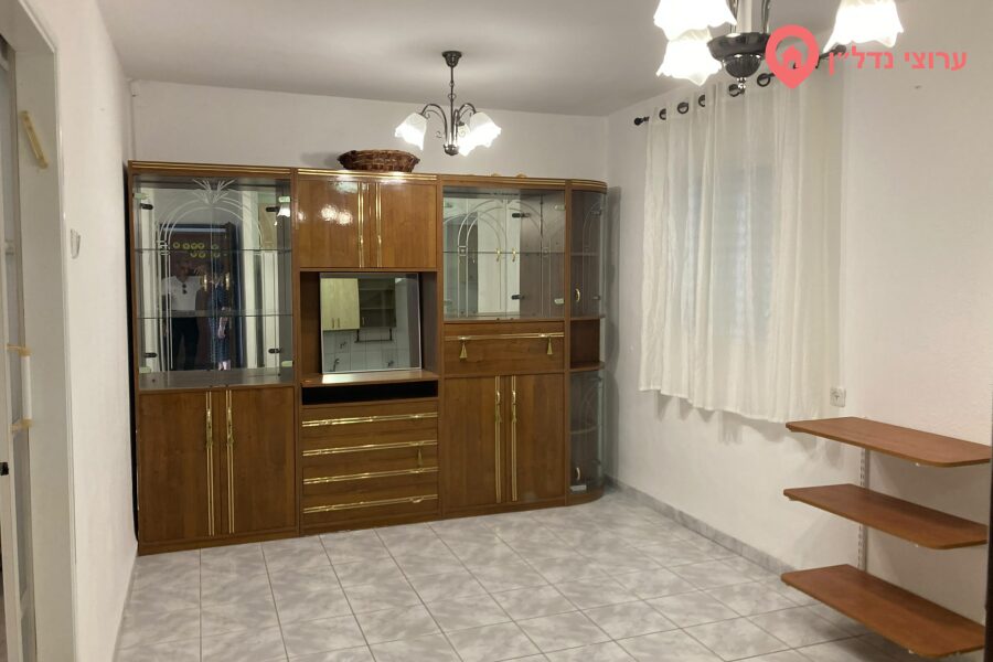 2 комн. квартира с участком, Аренда, Кирьят-Ям, שדרות צה"ל, фото 1 из 10