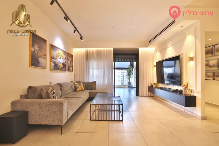 5 комн. квартира, Продажа, Акко, דרך השלום — фото 1 из 5