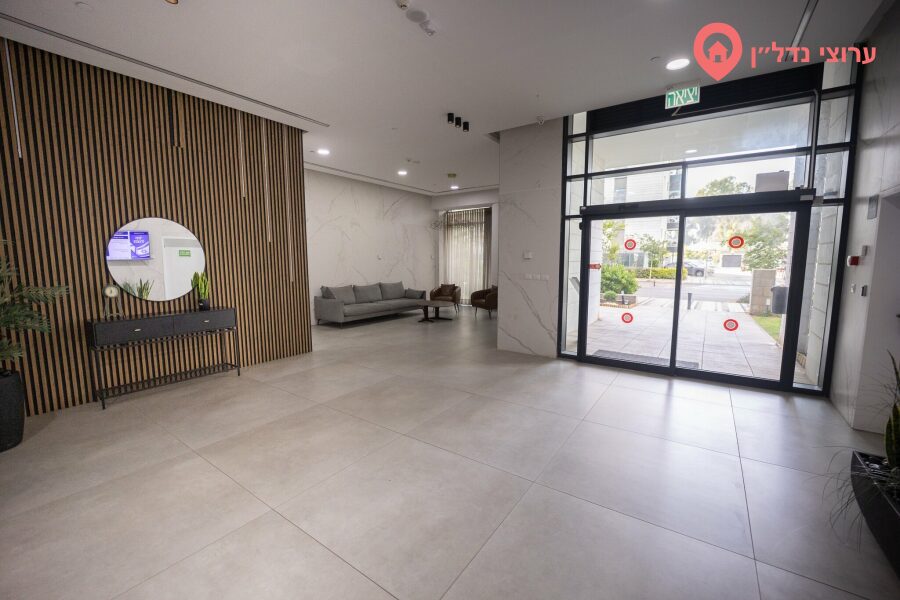 3 комн. квартира, Продажа, Кирьят-Ям, נעמי שמר, фото 10 из 11