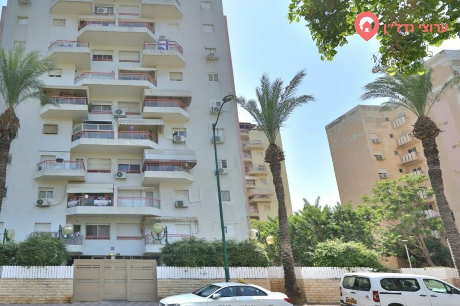 4 комн. квартира, Продажа, Кирьят-Бялик, Хайм, фото 1 из 11