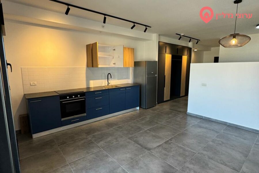 1 комн. квартира, Аренда, Хайфа, הנמל 42/64 חיפה — фото 1 из 9