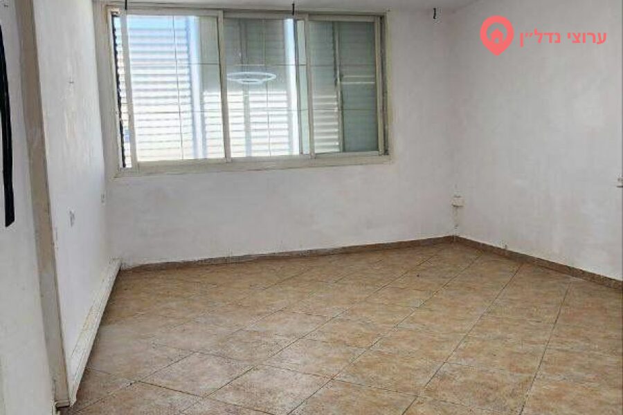 3 комн. квартира, Аренда, Кирьят-Ям, שפירא 8/30 קריית ים — фото 1 из 8