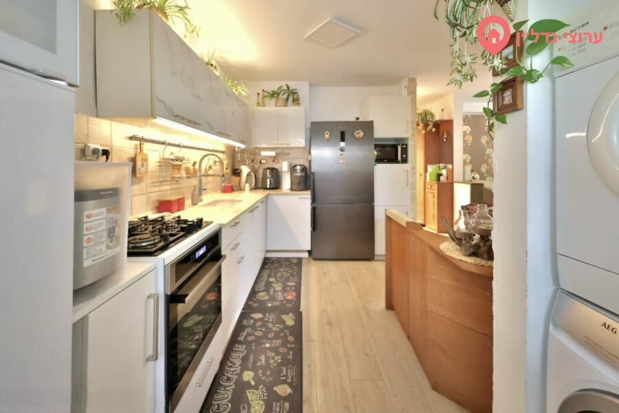 4 комн. квартира, Продажа, Кирьят-Бялик, Хайм, фото 9 из 11