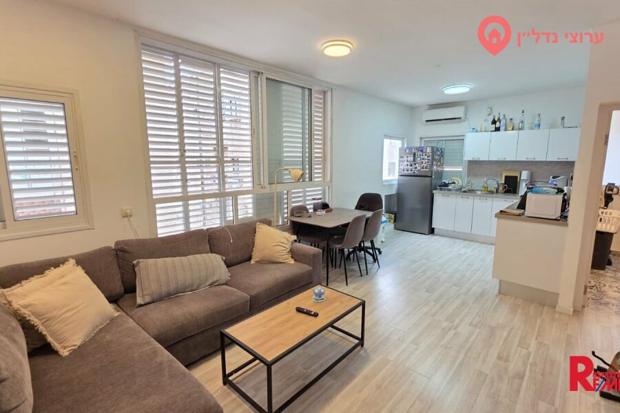 2 комн. квартира, Продажа, Холон, Шмуел Ханагид, фото 1 из 11