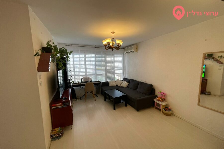 3 комн. квартира, Аренда, Кирьят-Ям, ישראל ישעיהו 6/5 קריית ים — фото 1 из 9