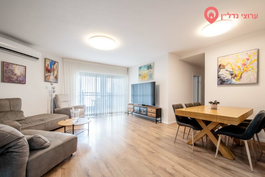 4 комн. квартира, Продажа, Нетания, Менахема Бегина — фото 1 из 10