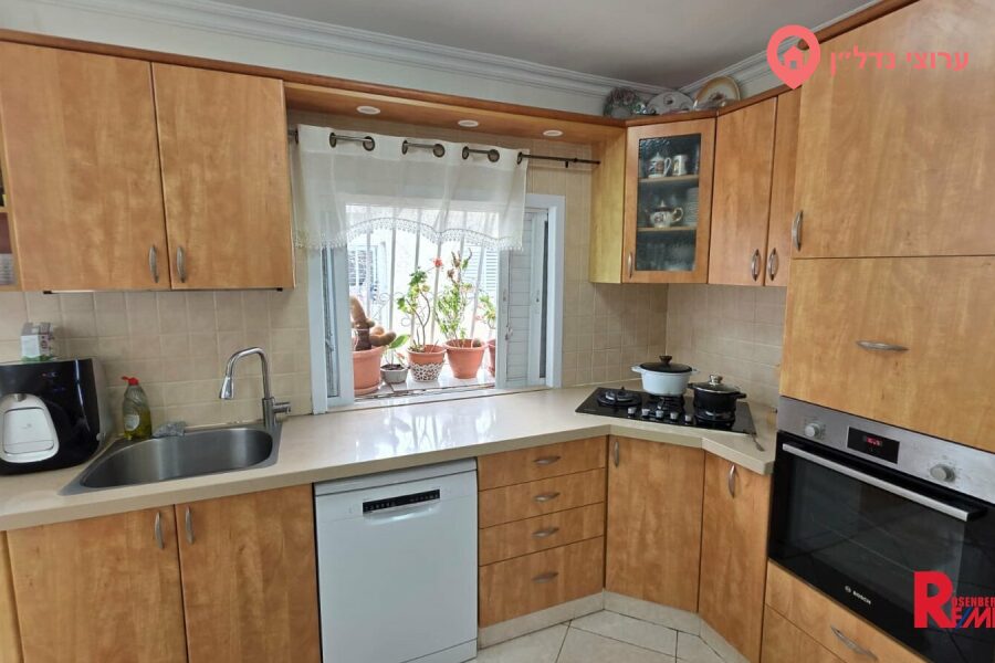 4 комн. квартира, Продажа, Бат-Ям, Хахалуцим, фото 5 из 12