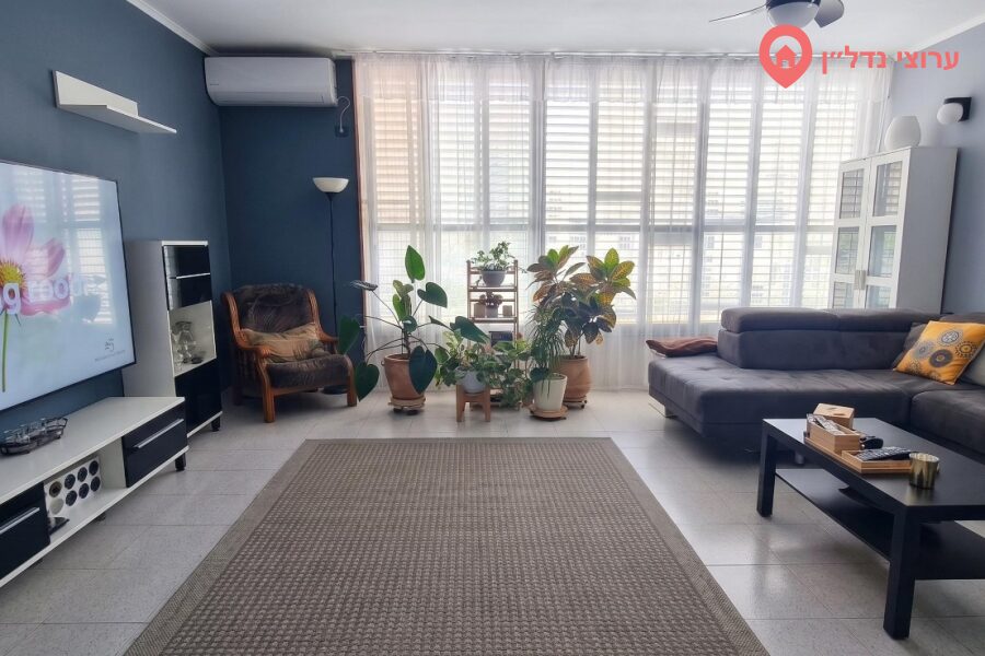 3 комн. квартира, Аренда, Нетания, Sderot Binyamin — фото 1 из 6
