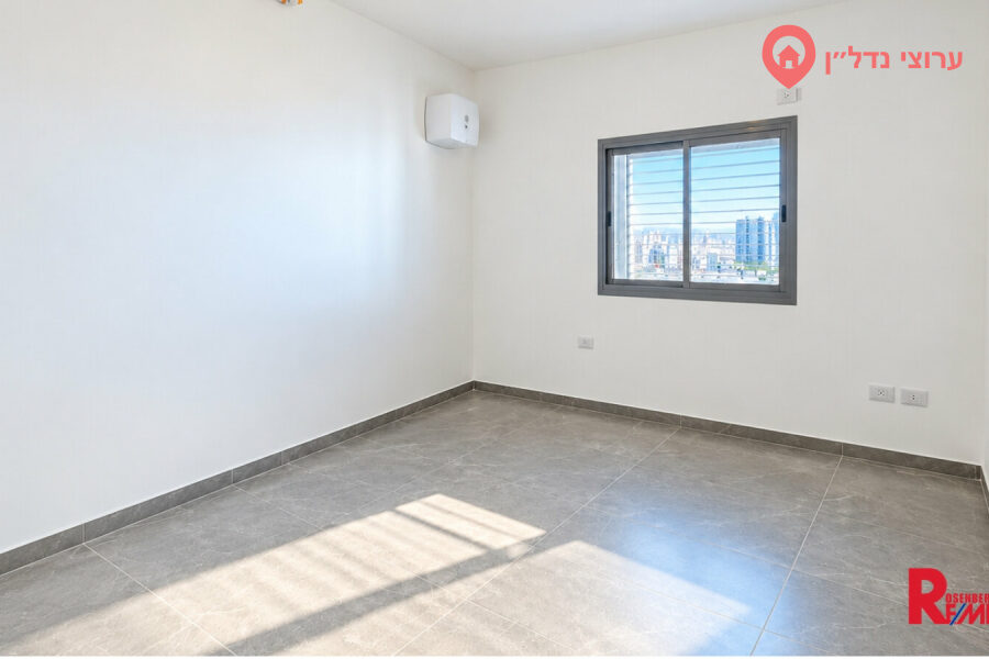 4 комн. квартира, Продажа, Бат-Ям, Йоханан Хасандлар, фото 6 из 9