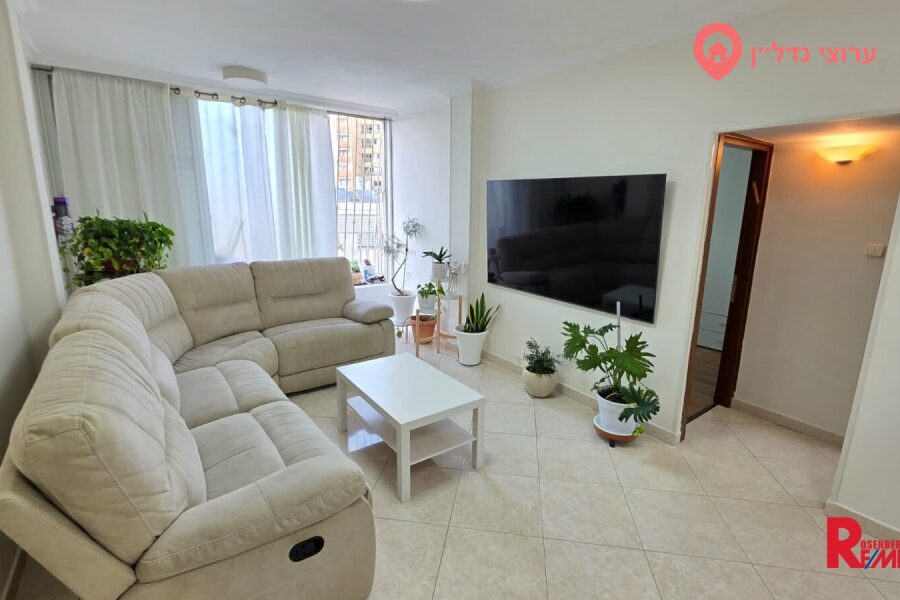 4 комн. квартира, Продажа, Бат-Ям, Хахалуцим, фото 2 из 12
