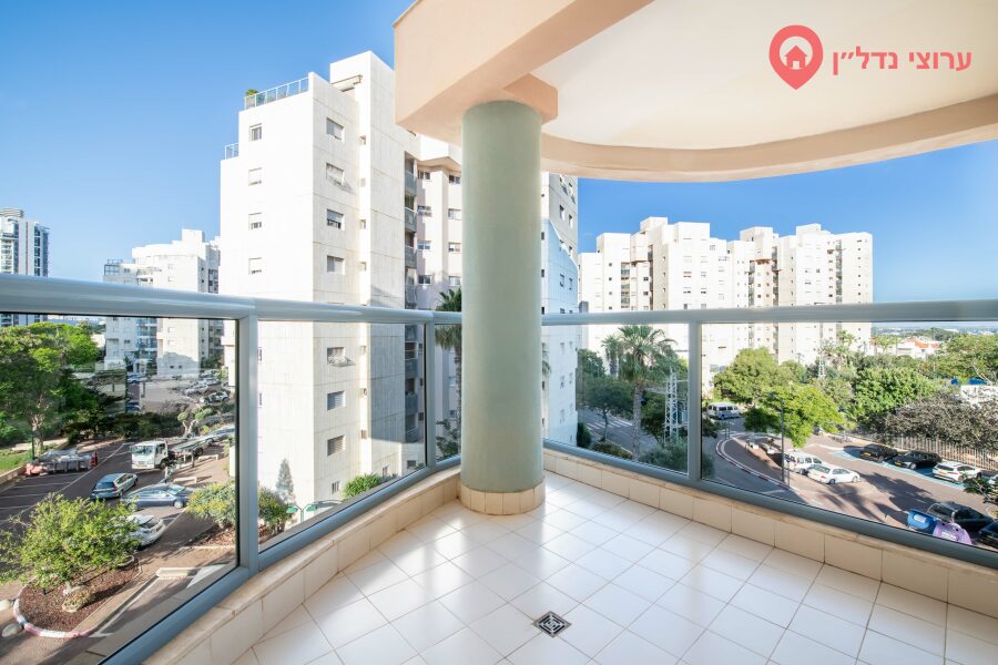 4 комн. квартира, Продажа, Нетания, Менахема Бегина — фото 9 из 10