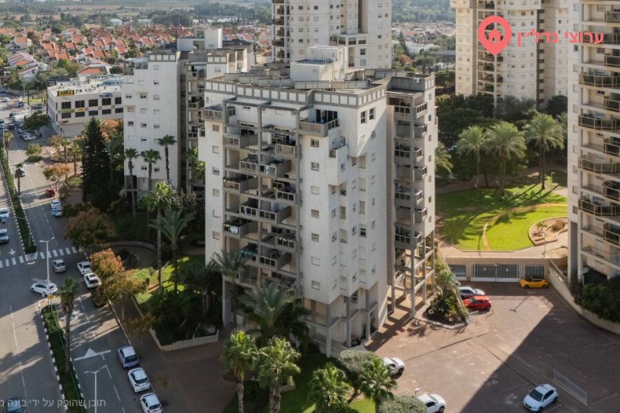 4 комн. квартира, Продажа, Нетания, Amnon veTamar Street — фото 9 из 9