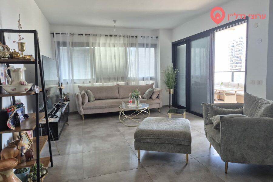 4 комн. квартира, Продажа, Бат-Ям, Ха-комемиют, фото 4 из 7