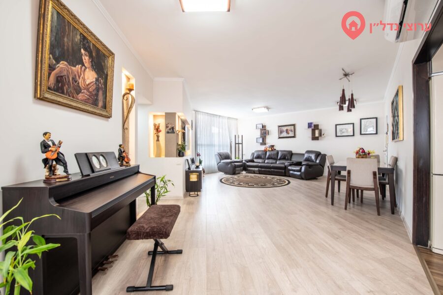 4 комн. квартира, Продажа, Нетания, Zalman Shazar Street — фото 2 из 8