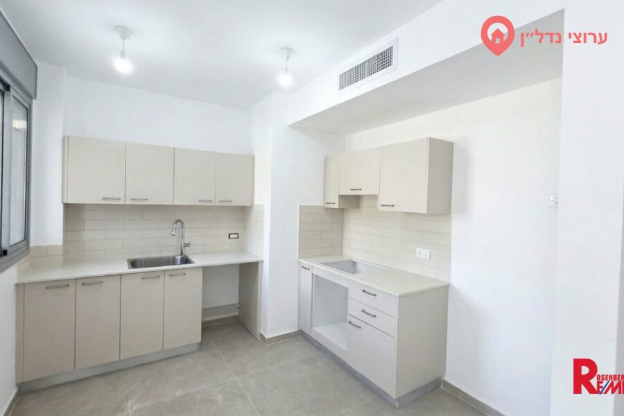 4 комн. квартира, Продажа, Холон, Фабрегат, фото 2 из 6
