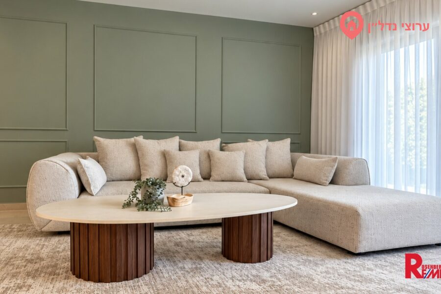 4 комн. квартира, Продажа, Холон, Хейнц Кохен, фото 1 из 12