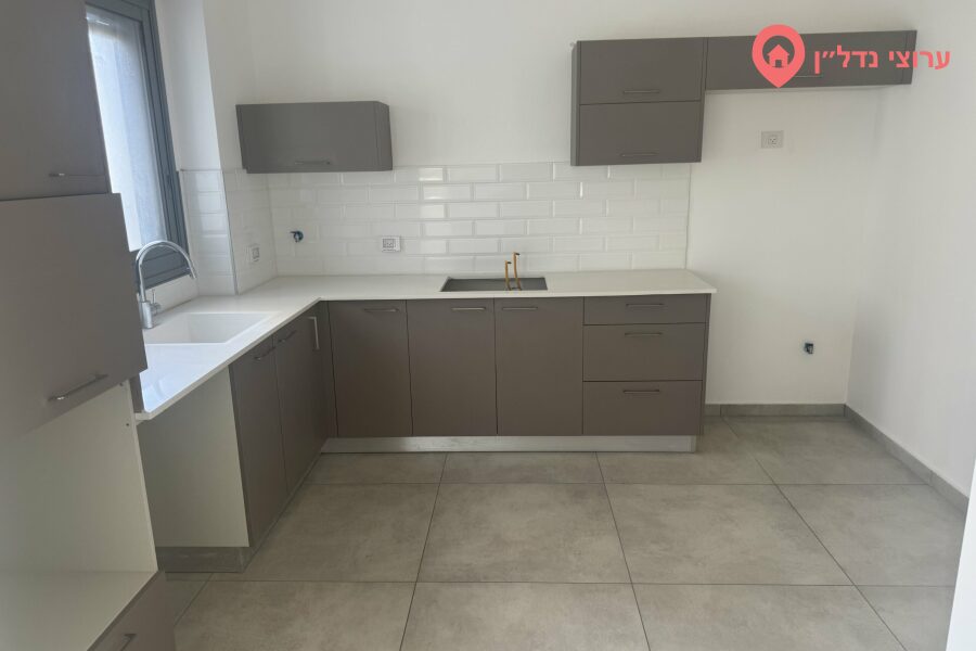 4 комн. квартира, Аренда, Нетания, Итамар Бен Ави — фото 10 из 12