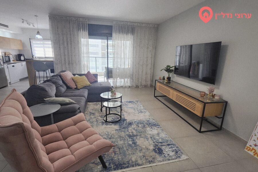 4 комн. квартира, Продажа, Рош-ха-Аин, Йоси Банай — фото 1 из 7