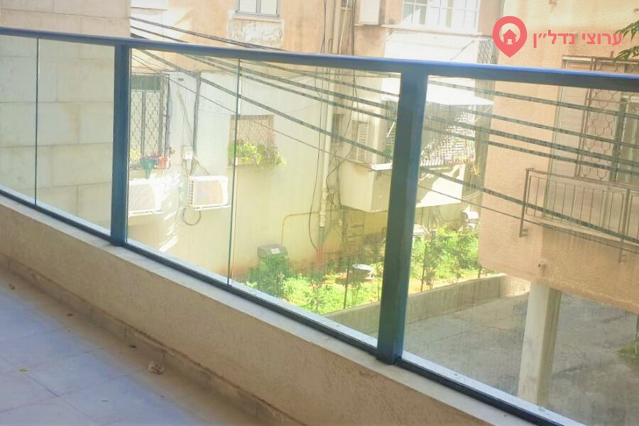 4 комн. квартира, Продажа, Бат-Ям, הרב הרצוג — фото 1 из 7
