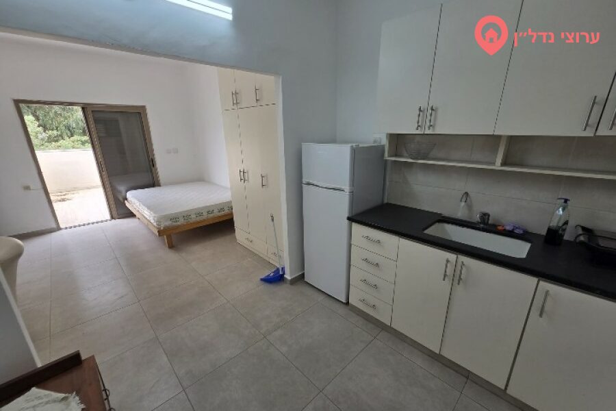 1 комн. квартира, Аренда, Кирьят-Ям, שופטים 8 קריית ים — фото 1 из 7
